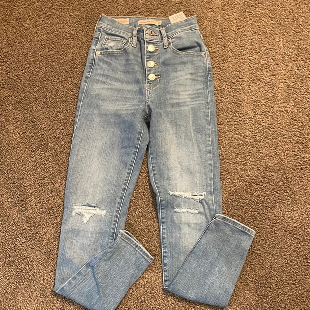 NWOT MILE HIGH super skinny Levi’s